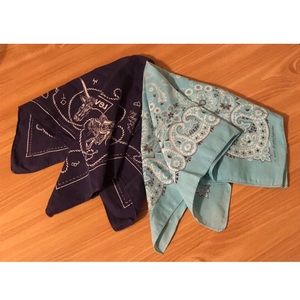 Light Blue / Dark Blue Patterned Bandanas